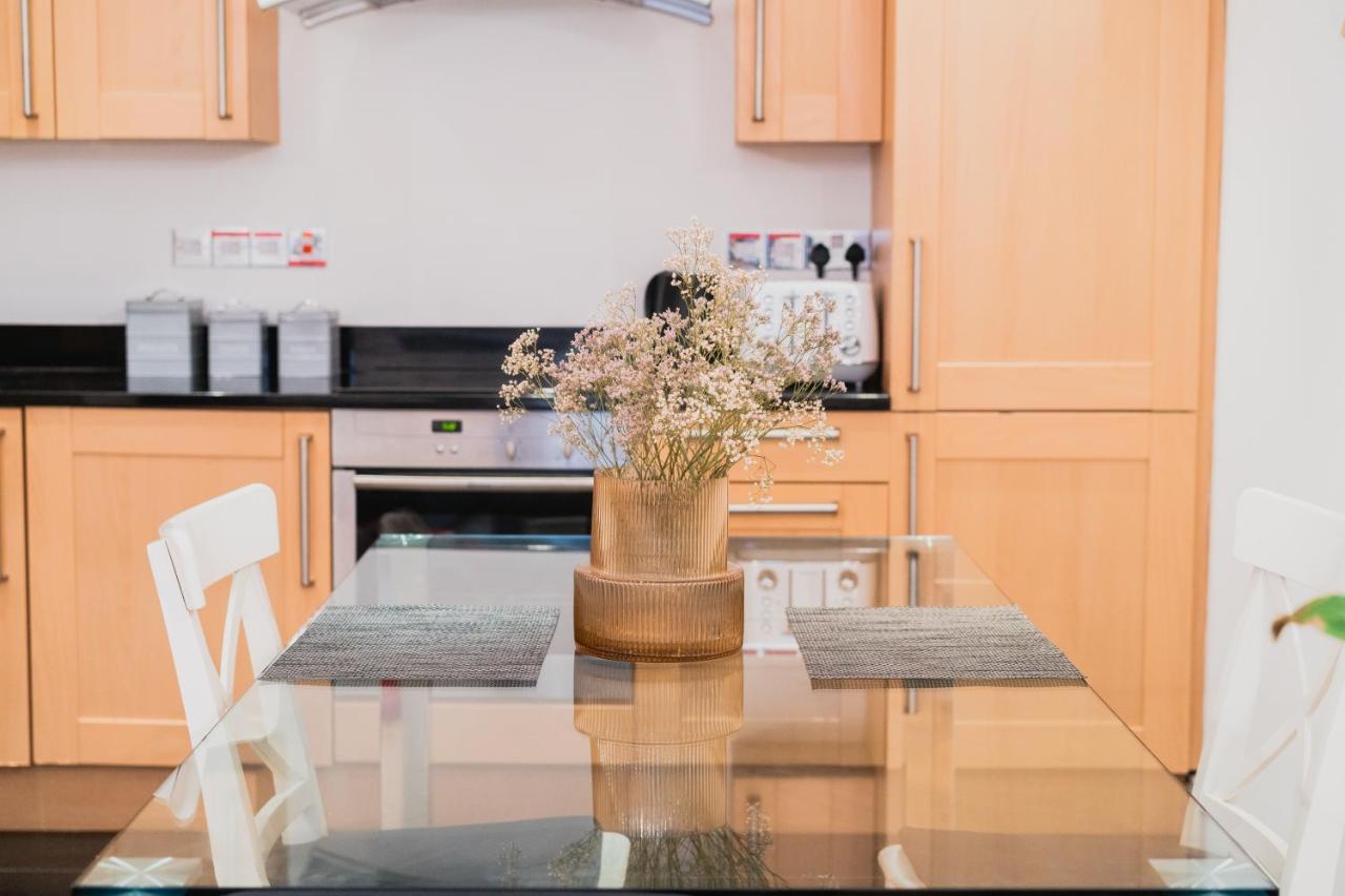 Covent Garden 2-Bedroom Apartment London Exterior photo
