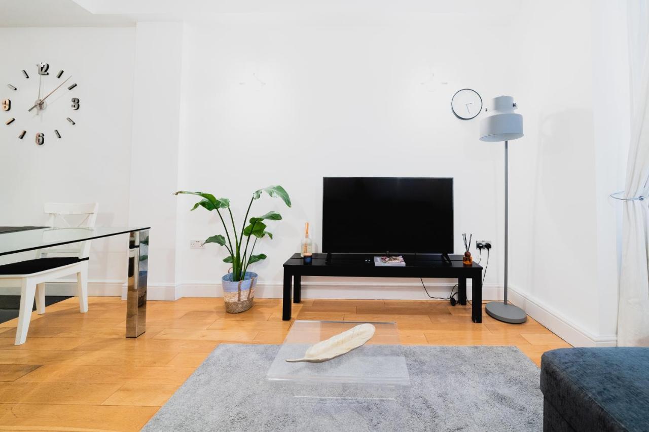 Covent Garden 2-Bedroom Apartment London Exterior photo